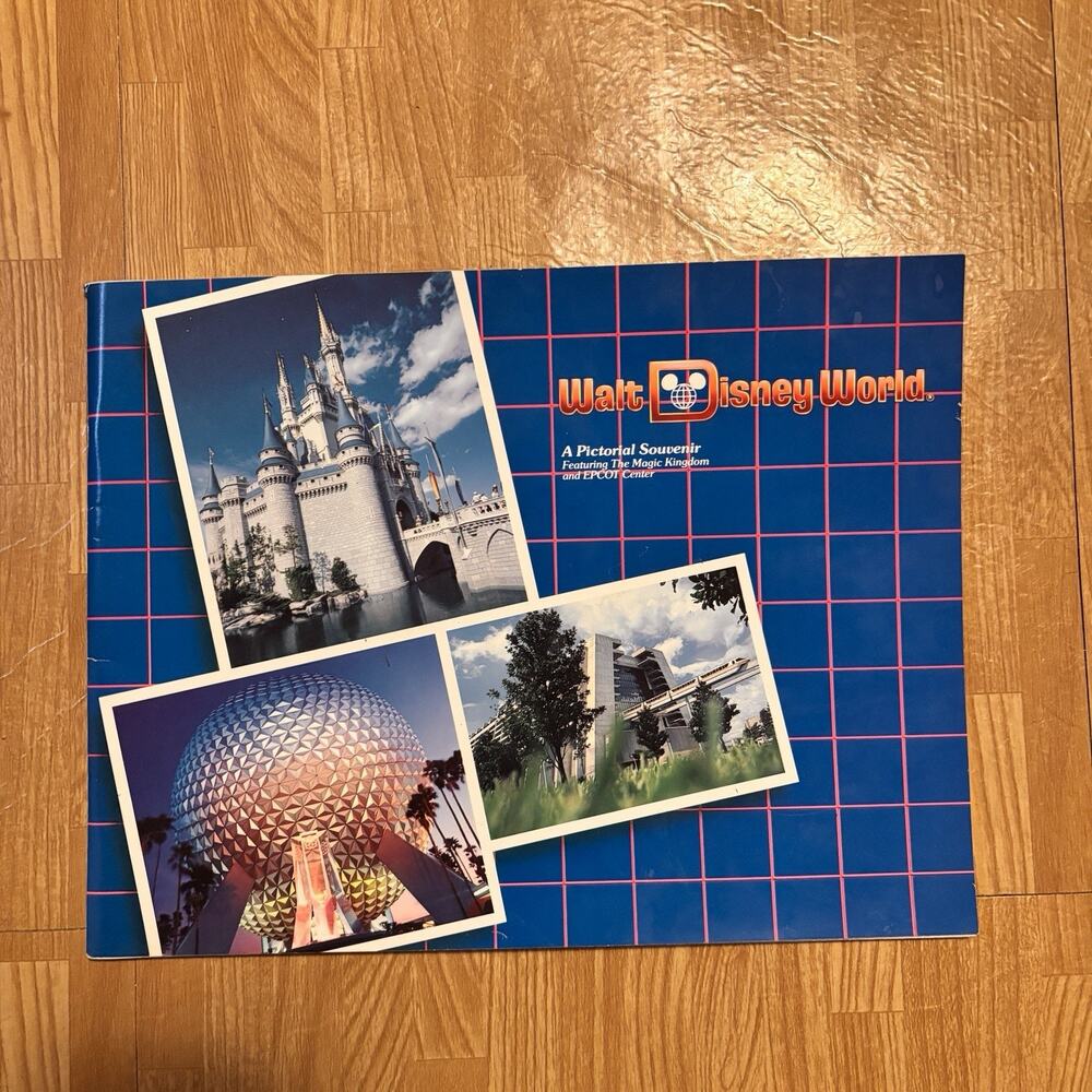 Vintage 1984 Walt Disney World A Pictorial Souvenir Collectible Picture Book